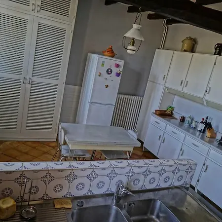 Maison De Famille Lafonseque *